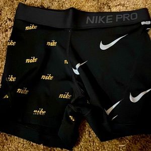 Nike Pro Shorts XS. Never worn.